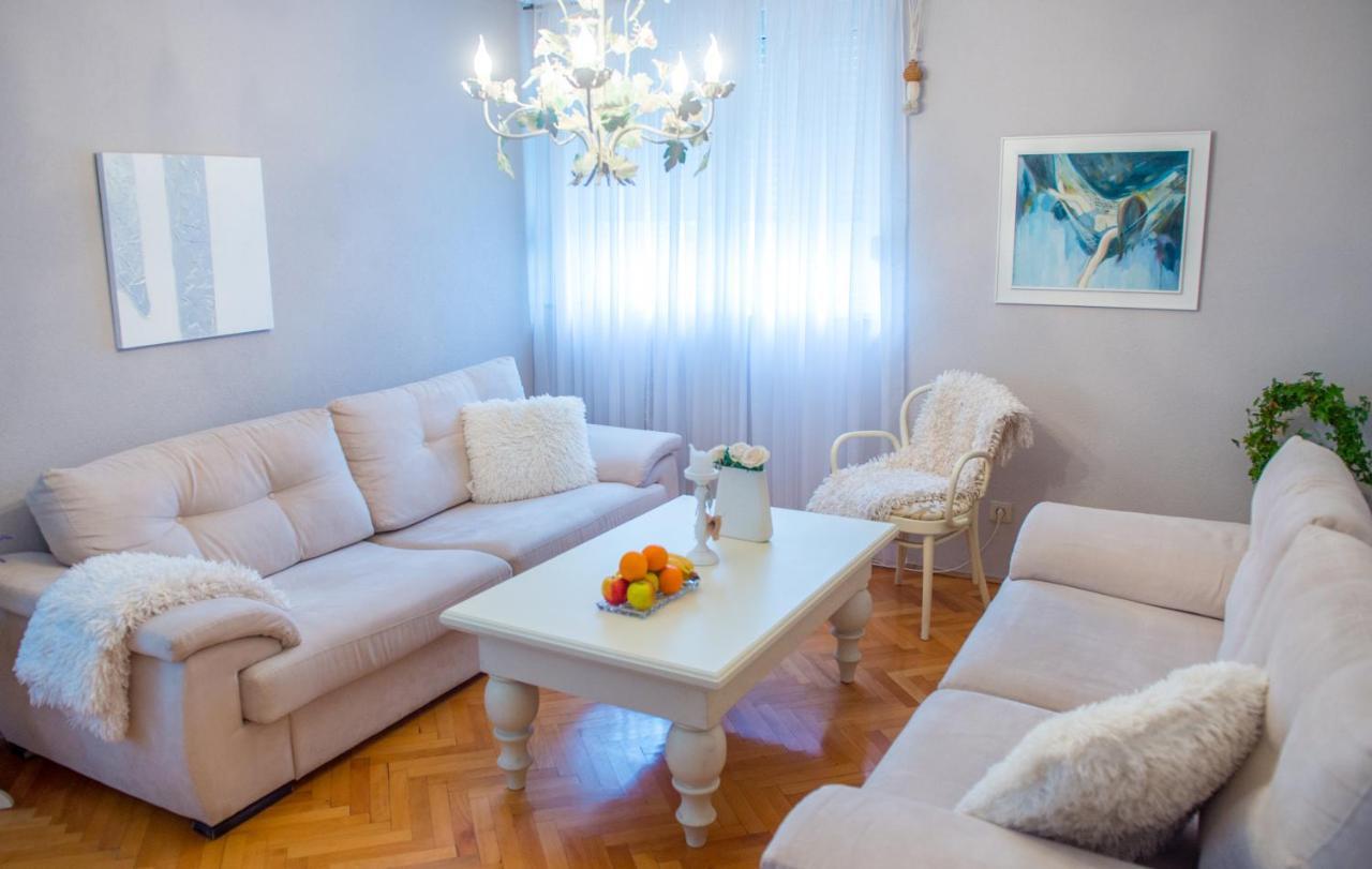 Luxe Living In 莫斯塔尔 外观 照片
